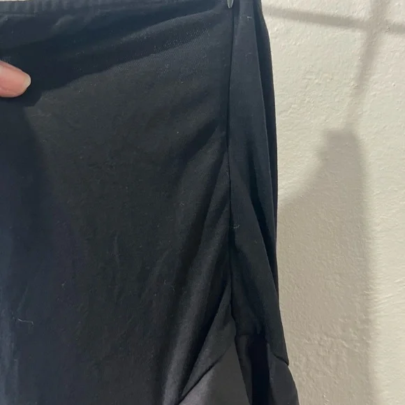 Commense Strapless Black Maxi Dress - Elegant Women's Evening Gown - Picture 5 of 9